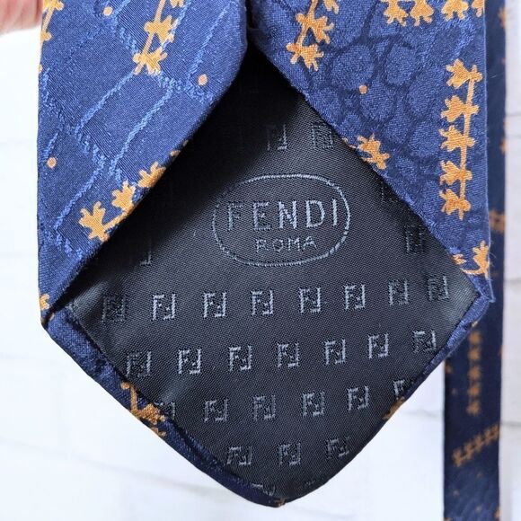 FENDI Animal Print Logo Blue Silk Tie - Picture 4 of 8